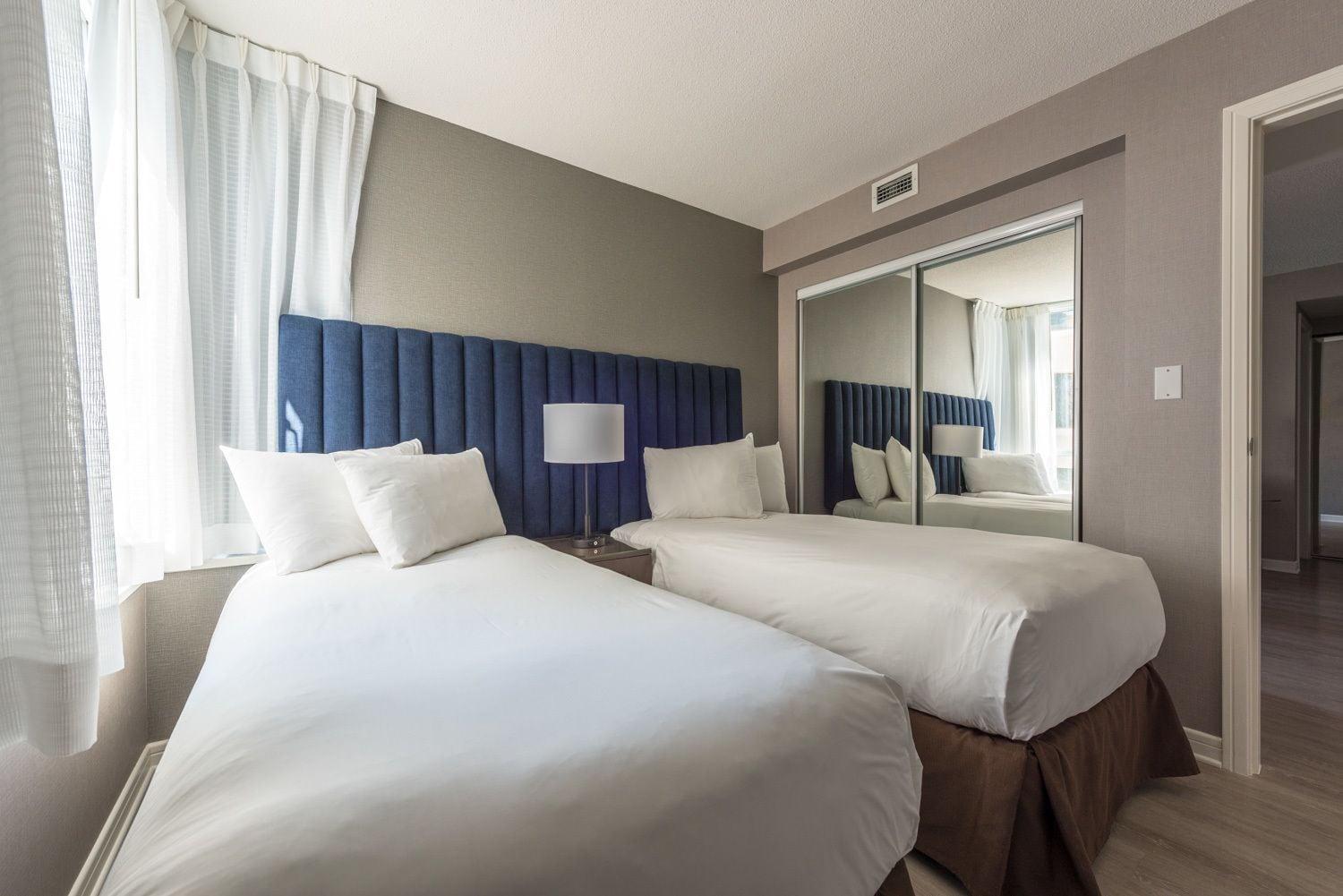 וונקובר Carmana Hotel & Suites מראה חיצוני תמונה